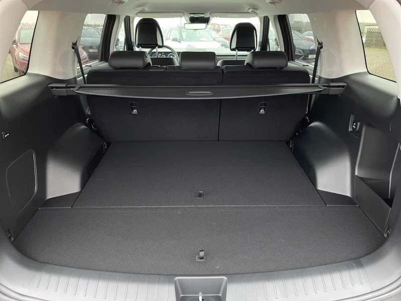 Hyundai Santa fe 1.6PHEV/SIGNATURE/253HP/4WD/MEMO/AMBI/HUD/DAB/538f, снимка 6 - Автомобили и джипове - 51287126