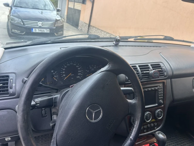 Mercedes-Benz ML 270, снимка 6 - Автомобили и джипове - 52269667