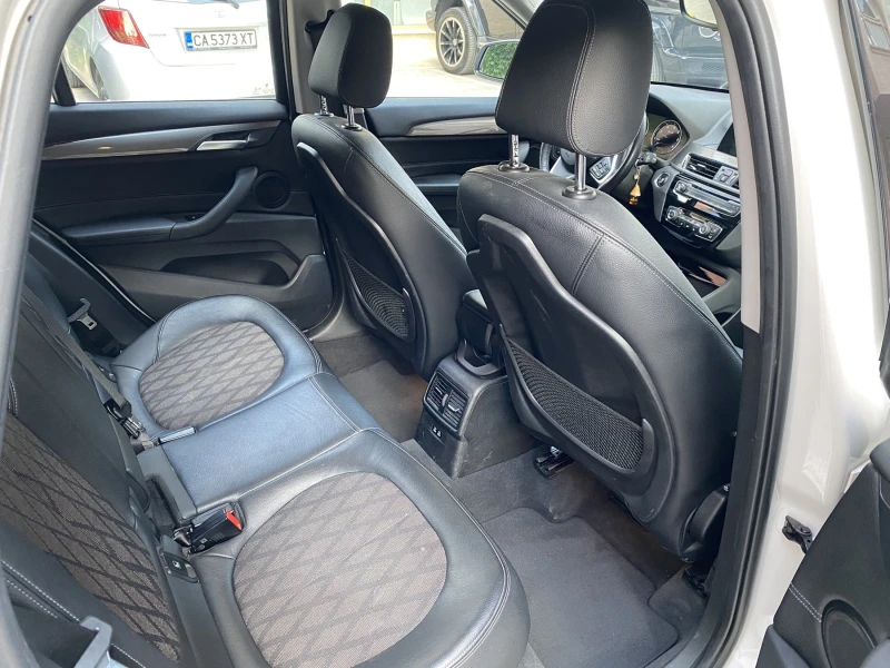 BMW X1 2.0d / xDrive / xLine / Distronic / Българска, снимка 13 - Автомобили и джипове - 51978635