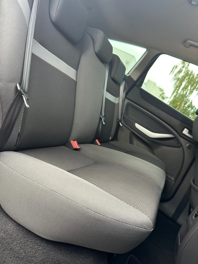 Ford Kuga 2.0 TDCI, снимка 12 - Автомобили и джипове - 52064086