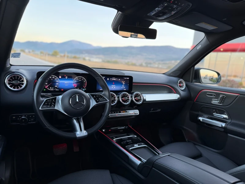 Mercedes-Benz GLB AMG FULL 23000 km, снимка 13 - Автомобили и джипове - 52310784