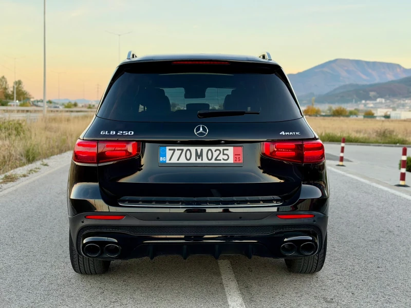 Mercedes-Benz GLB AMG FULL 23000 km, снимка 8 - Автомобили и джипове - 52310784