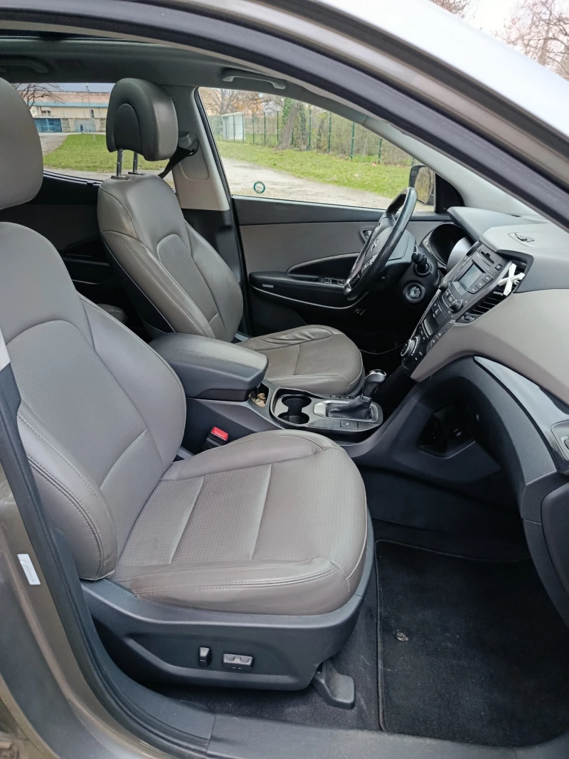 Hyundai Santa fe Limited, снимка 12 - Автомобили и джипове - 52775451