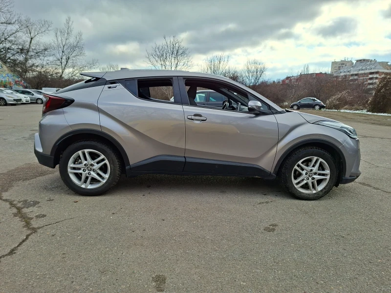 Toyota C-HR center benzin, снимка 4 - Автомобили и джипове - 52933580