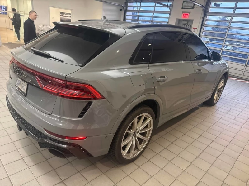 Audi RSQ8 4.0 TFSI QUATTRO * ГЛАВНО ПРЕДСТАВИТЕЛСТВО НА AUDI, снимка 4 - Автомобили и джипове - 53394474