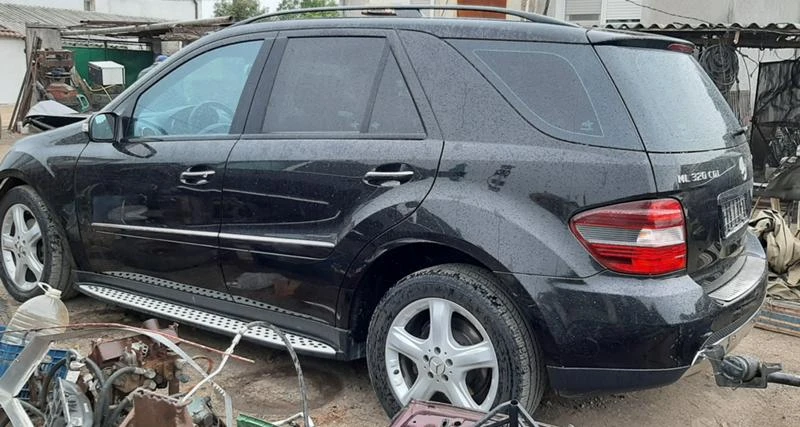 Mercedes-Benz ML 320 Airmatic, снимка 1 - Автомобили и джипове - 47402801