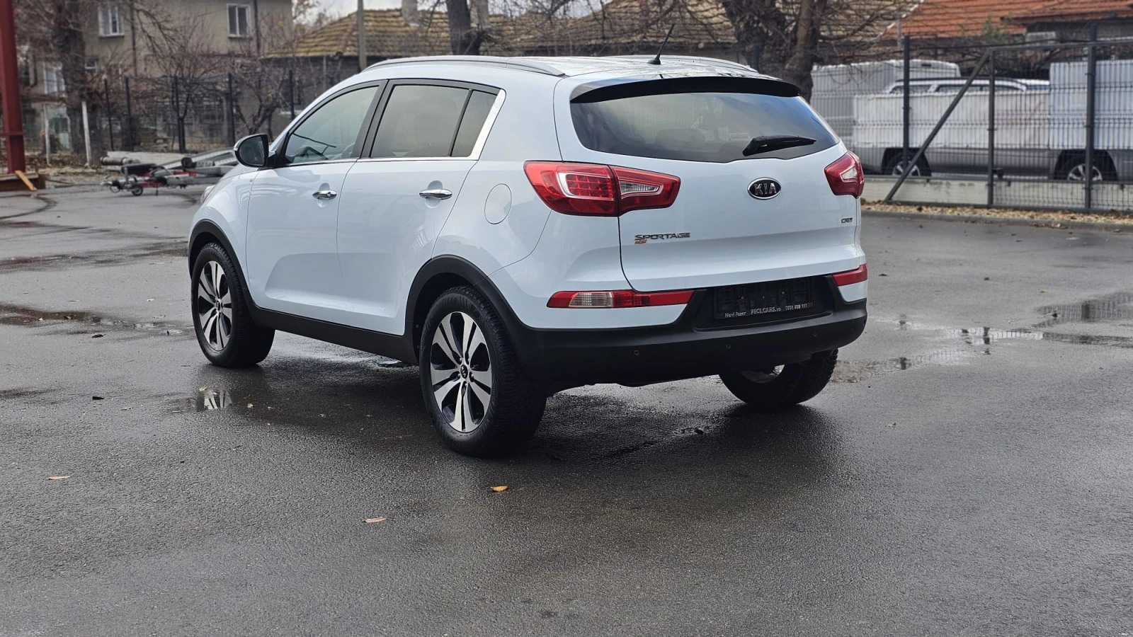 Kia Sportage 1.7CRDi 6SP IT-СЕРВИЗНА ИСТ.-ТОП СЪСТ.-ЛИЗИНГ - изображение 4