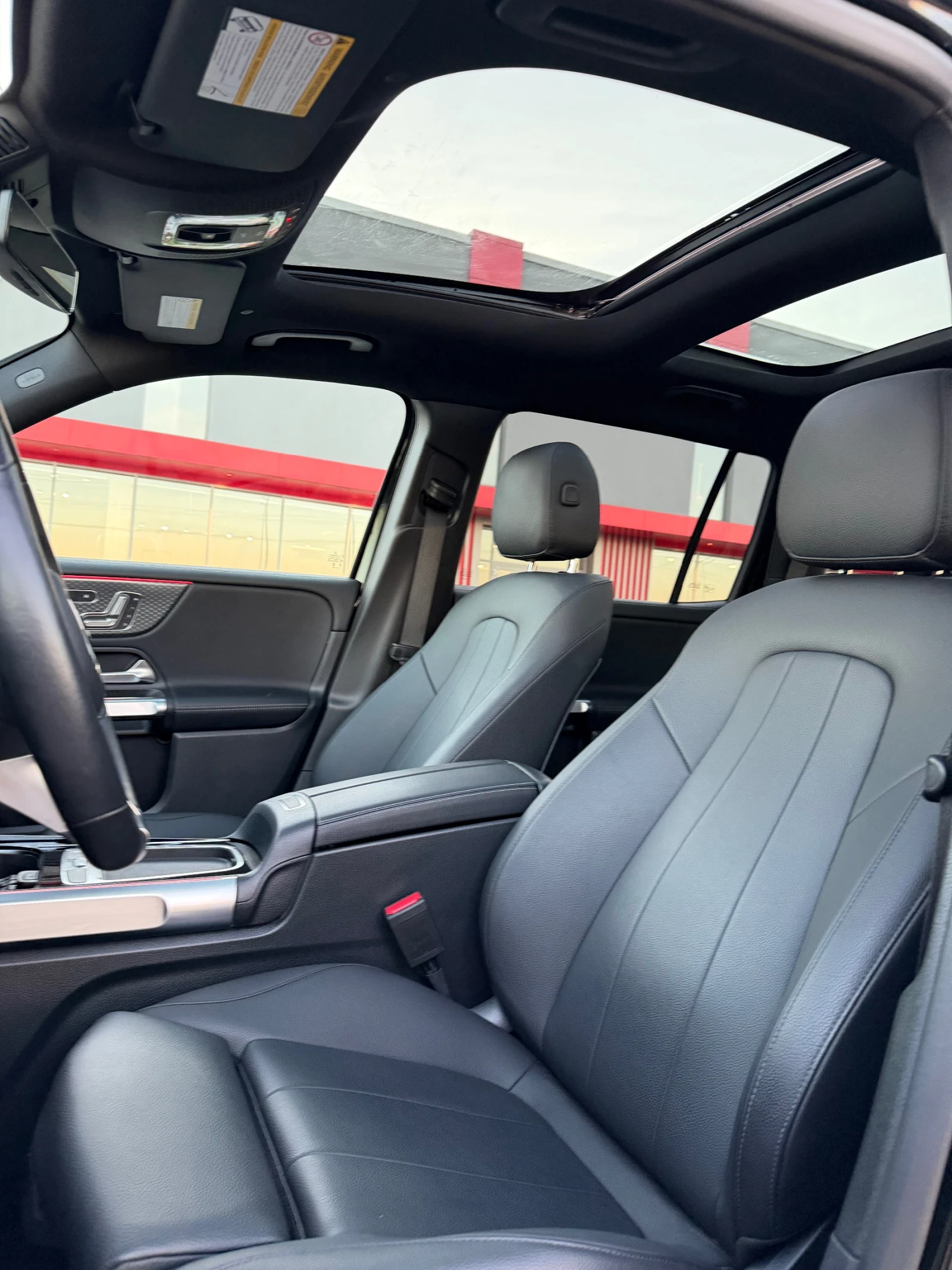 Mercedes-Benz GLB AMG FULL 23000 km | Mobile.bg � ����������� 11