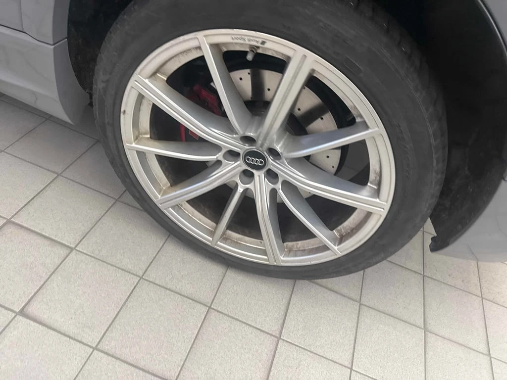 Audi RSQ8 4.0 TFSI QUATTRO * ГЛАВНО ПРЕДСТАВИТЕЛСТВО НА AUDI - изображение 6