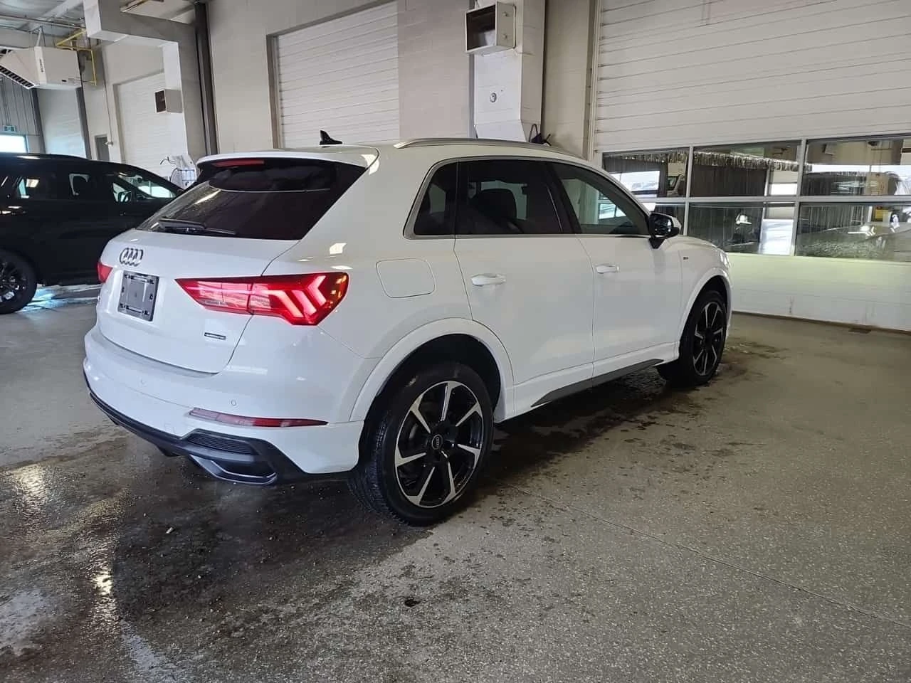 Audi Q3 PROGRESSIV | PANO | ДИСТРОНИК | 360 | KEYLESS | , снимка 3 - Автомобили и джипове - 53928269