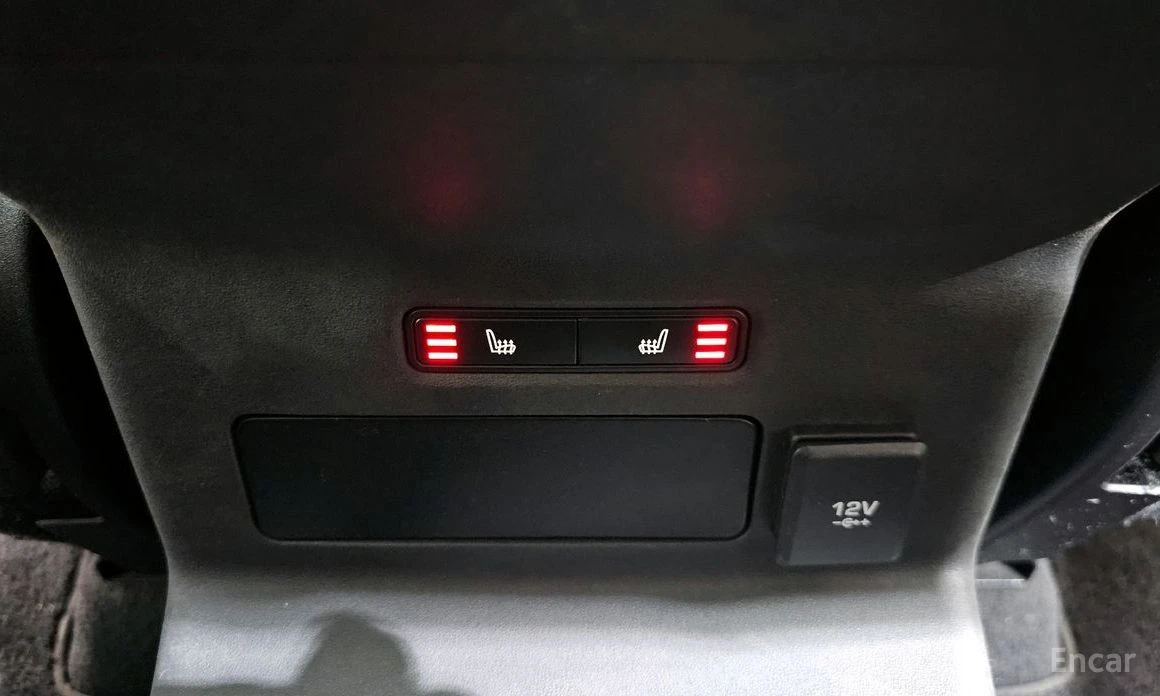 Land Rover Range Rover Velar 3.0D R-Dynamic HSE* 360 CAM* HEAD-UP* MERIDIAN* , снимка 17 - Автомобили и джипове - 53949561