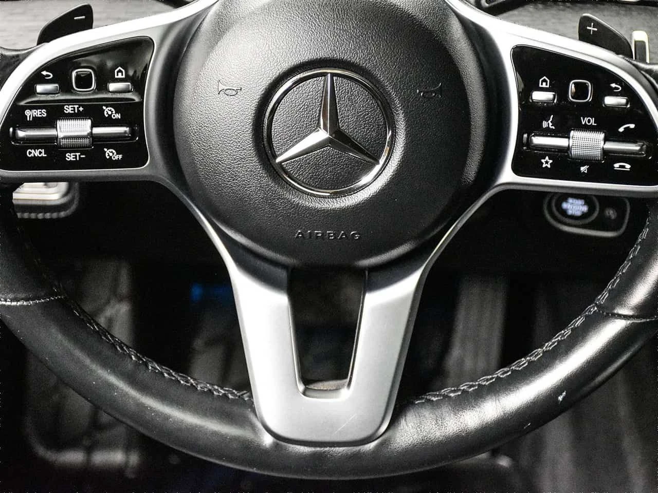 Mercedes-Benz GLE 450 *  4MATIC * CARFAX * Фиксирана цена до БГ * , снимка 17 - Автомобили и джипове - 54060160