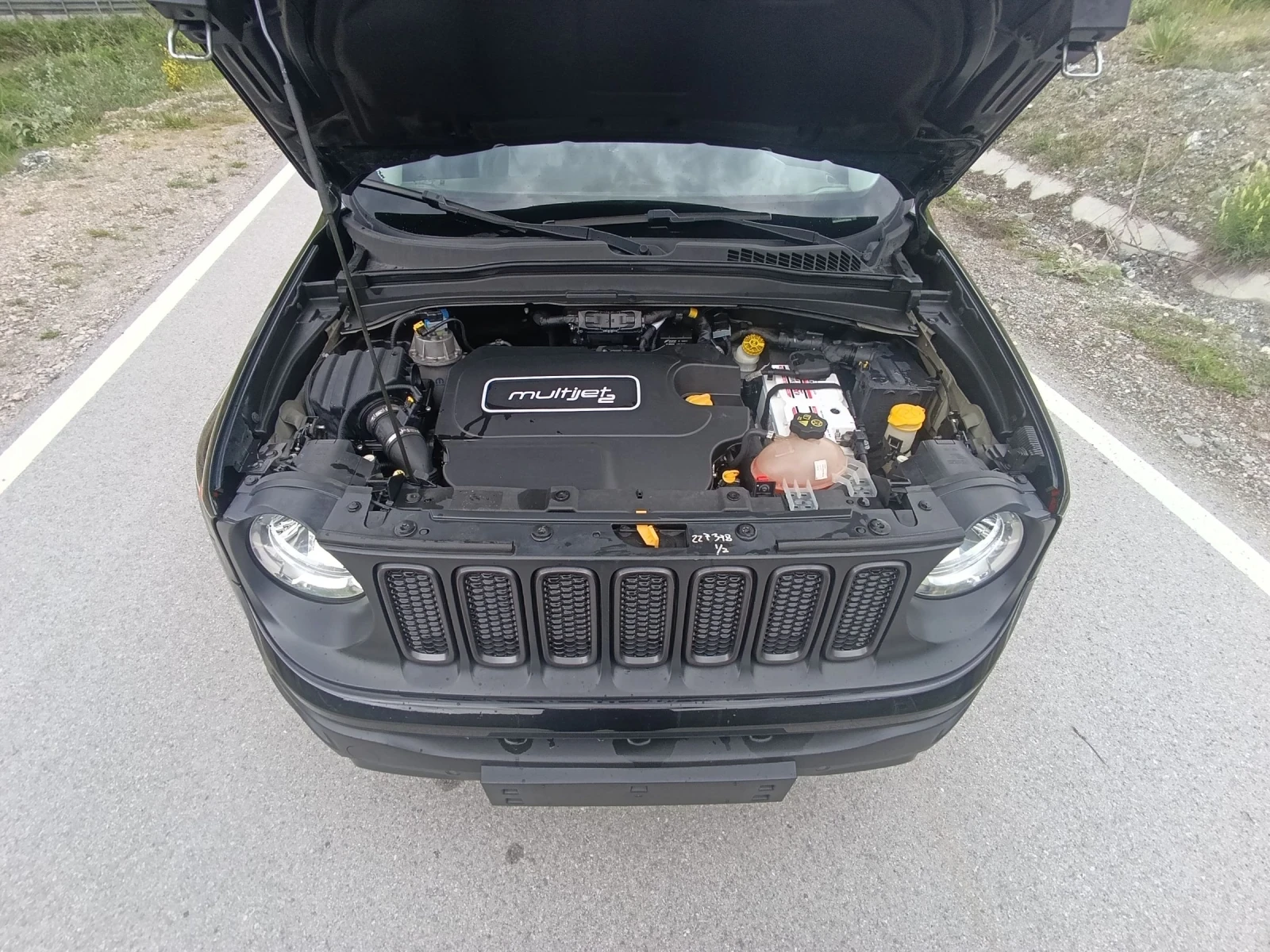 Jeep Renegade Trailhawk, снимка 14 - Автомобили и джипове - 54382422