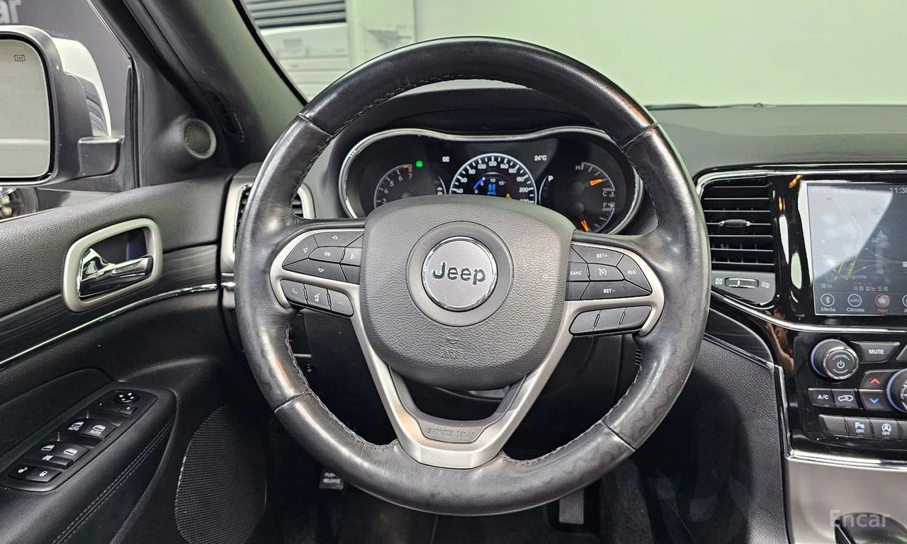 Jeep Grand cherokee LIMITED* 3.6* V6* 8ZF* ПОДГРЕВ* ОБДУХВАНЕ* КАМЕРА*, снимка 7 - Автомобили и джипове - 54640423