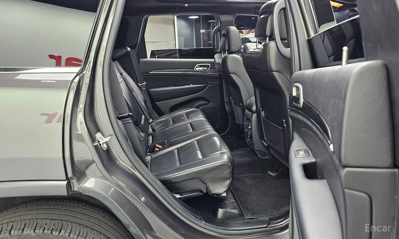 Jeep Grand cherokee LIMITED* 3.6* V6* 8ZF* ПОДГРЕВ* ОБДУХВАНЕ* КАМЕРА*, снимка 14 - Автомобили и джипове - 54640423
