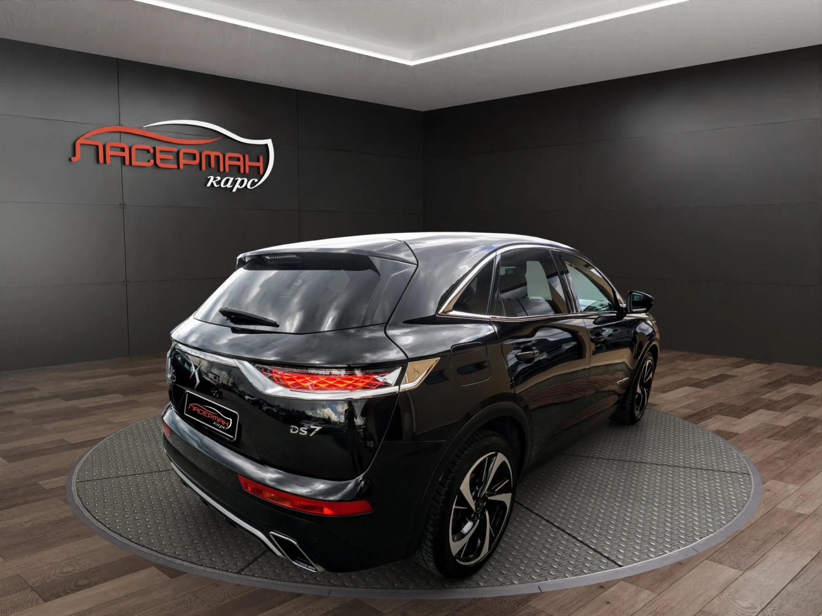 DS DS 7 Crossback 2.0BLUEHDI GRAND CHIC OPERA EDITION AUTO, снимка 4 - Автомобили и джипове - 54712374