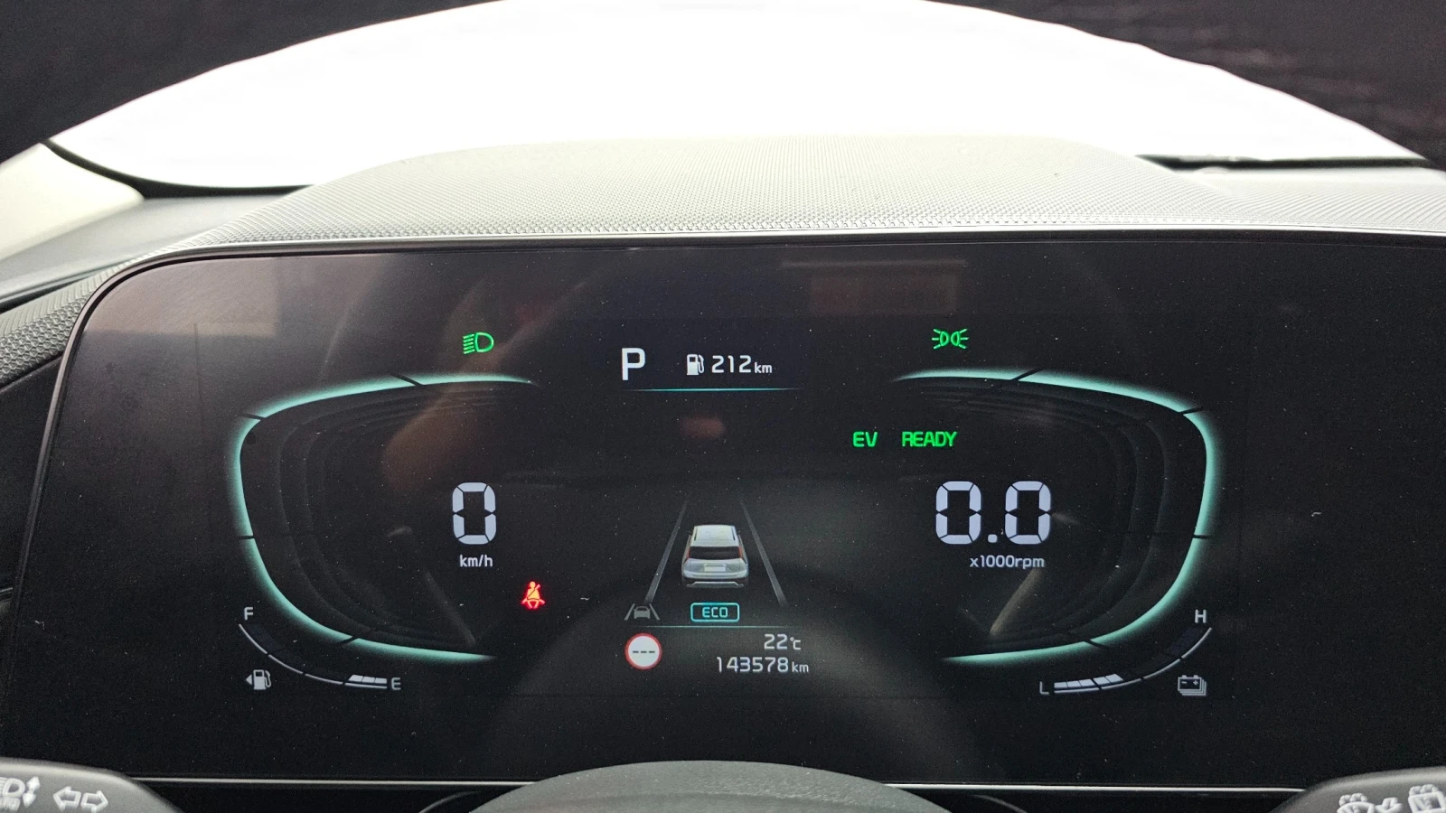 Kia Niro 1.6 Hybrid Trendy | Камера | Отопляем волан, снимка 7 - Автомобили и джипове - 55058057