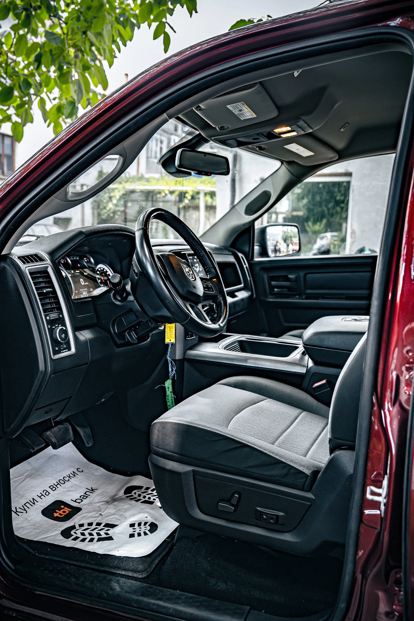 Dodge RAM 1500 CLASSIC 5.7 HEMI, снимка 7 - Автомобили и джипове - 55667198