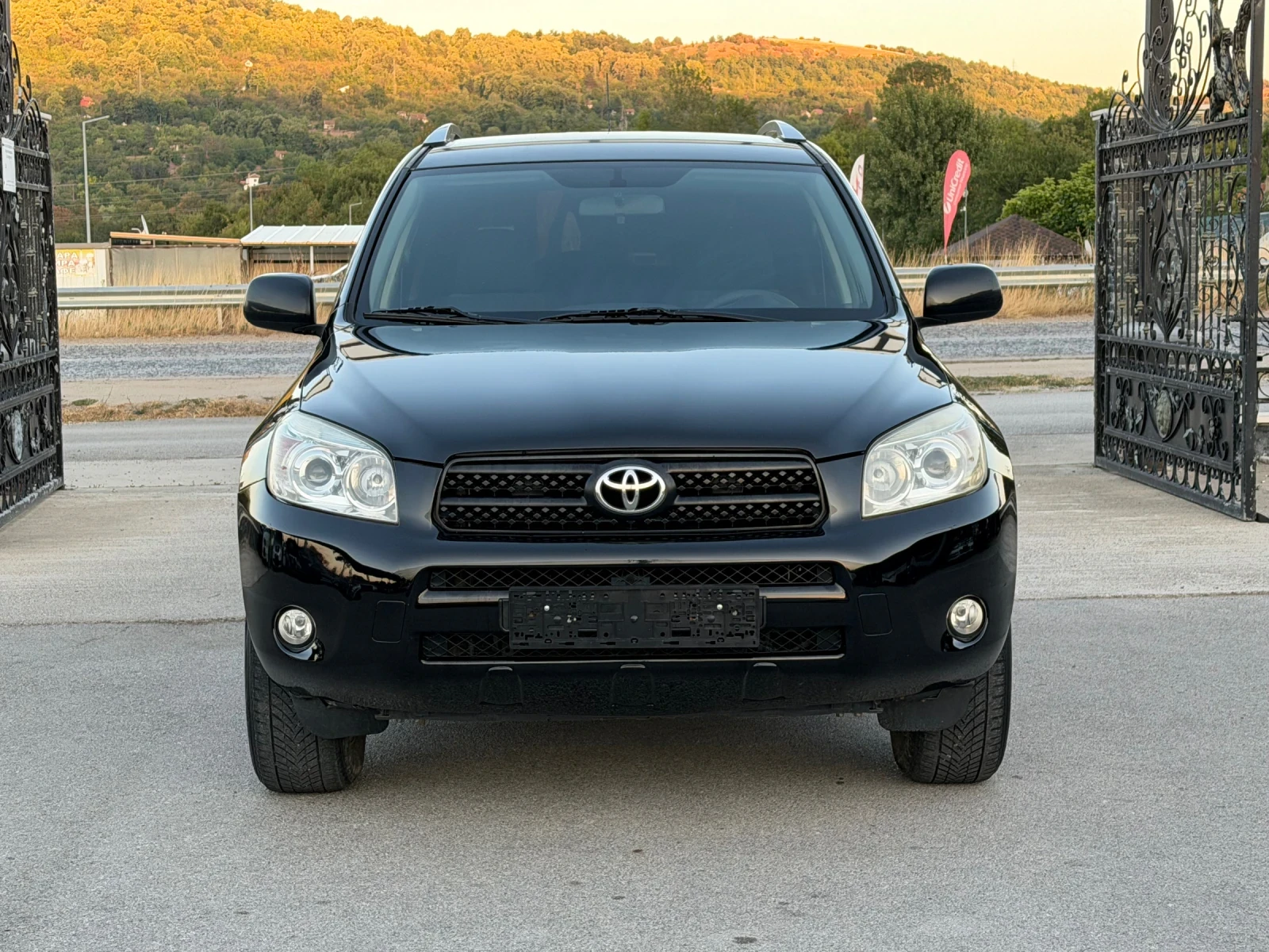 Toyota Rav4 2.2D4D ИТАЛИЯ 4х4, снимка 3 - Автомобили и джипове - 55946827