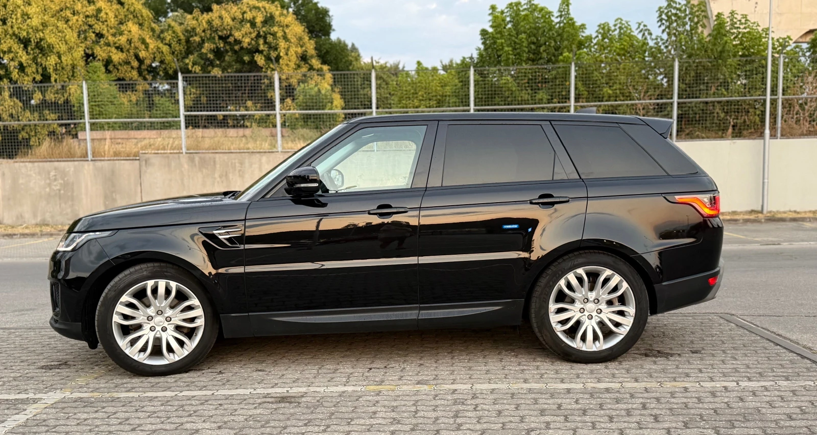 Land Rover Range Rover Sport, снимка 4 - Автомобили и джипове - 56019824
