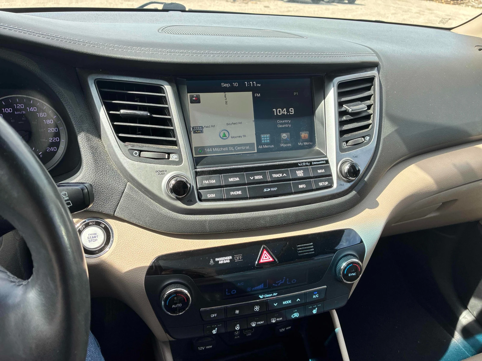 Hyundai Tucson LUXURY 2.0 GDI AWD, снимка 8 - Автомобили и джипове - 56070108