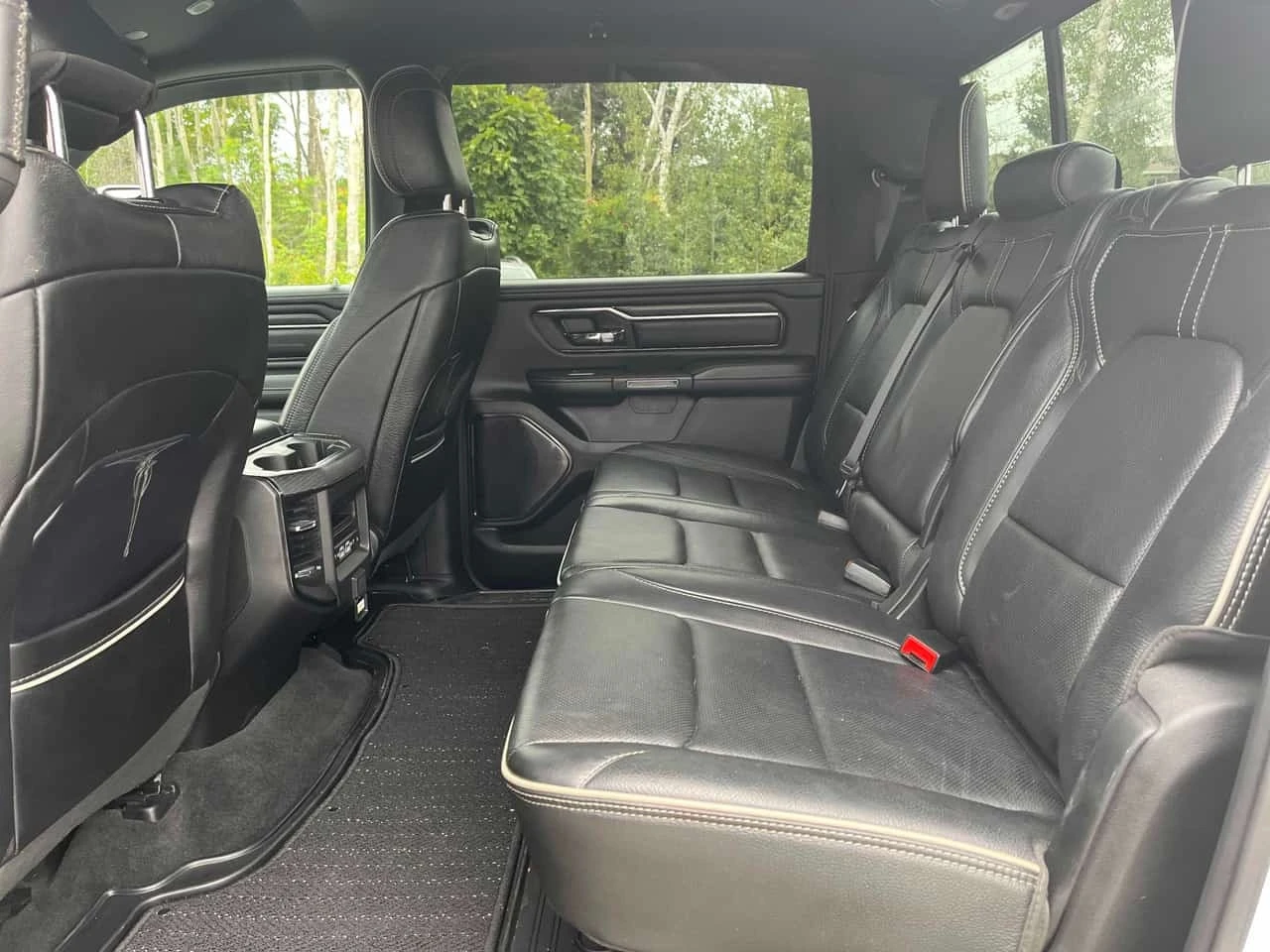 Dodge RAM 1500 Limited | CARFAX | БЕЗ ИНЦИДЕНТИ, снимка 10 - Автомобили и джипове - 56185807