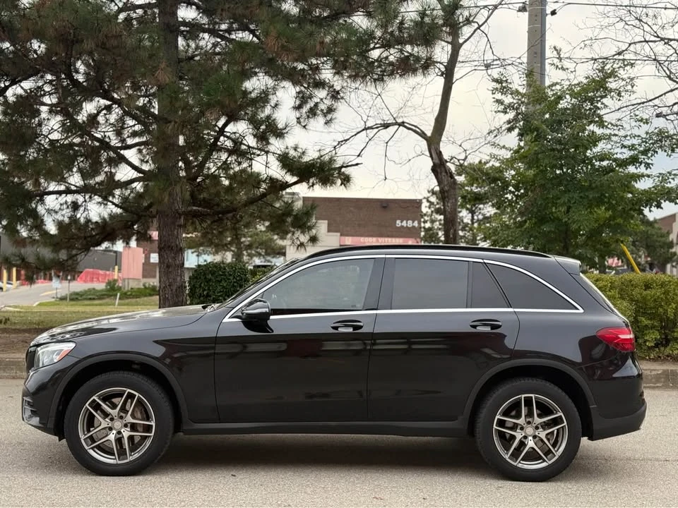 Mercedes-Benz GLC 300 300, AMG PACK, КРАЙНА ЦЕНА ДО БЪЛГАРИЯ, снимка 2 - Автомобили и джипове - 56240546