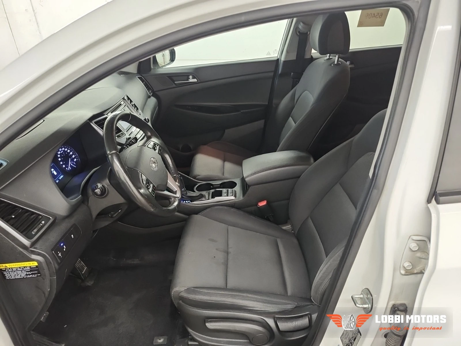 Hyundai Tucson, снимка 5 - Автомобили и джипове - 56297289