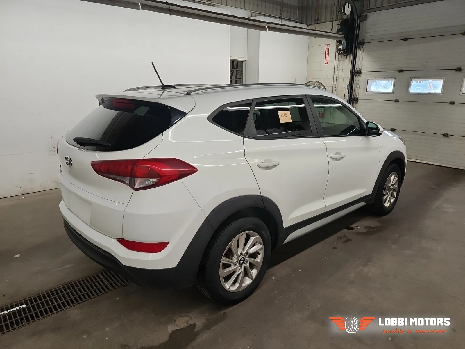 Hyundai Tucson, снимка 3 - Автомобили и джипове - 56297289
