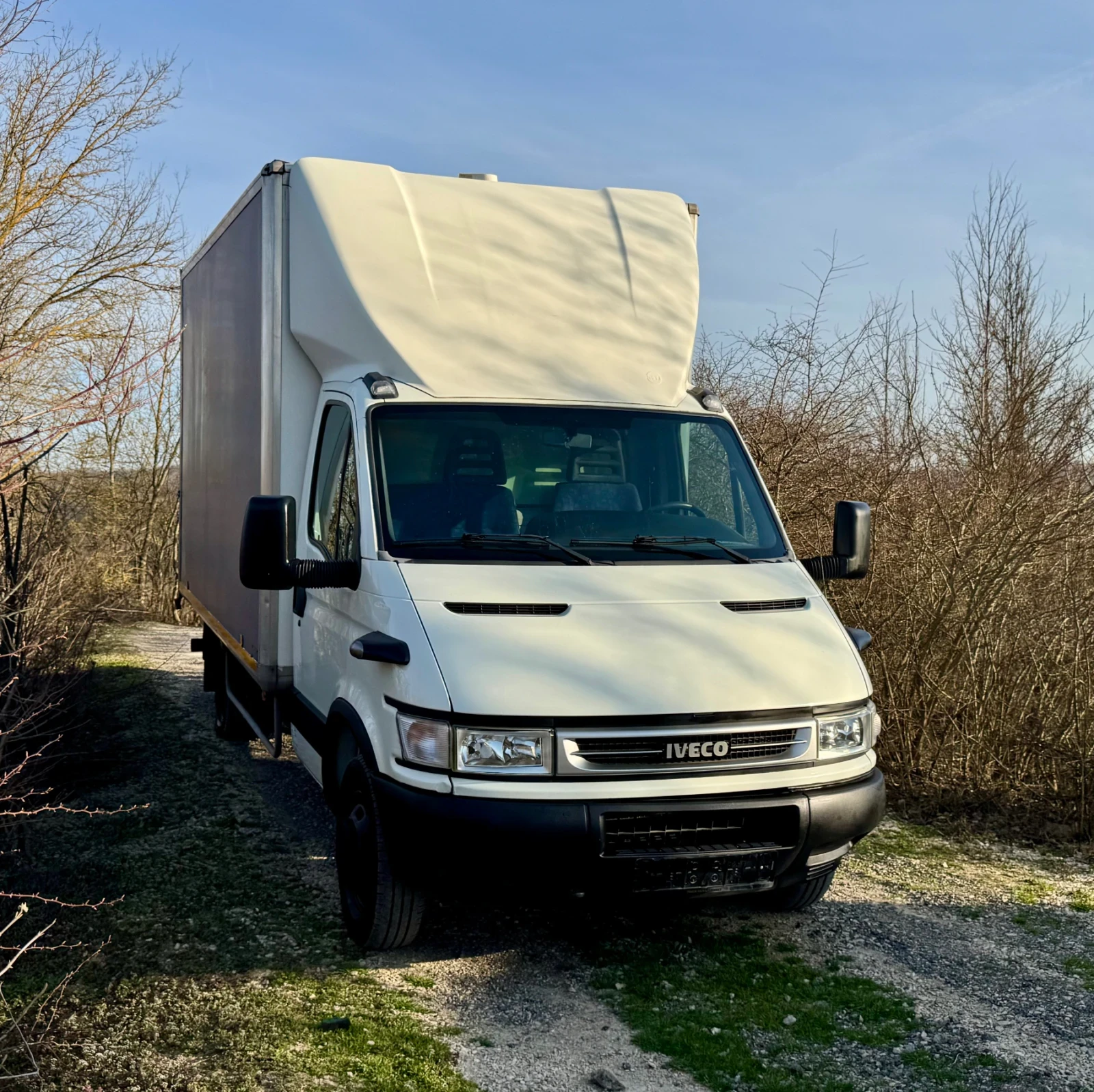 Iveco Daily 4.30м. ДЪЛЖИНА* Падащ борд* Реален пробег, снимка 10 - Бусове и автобуси - 56079152