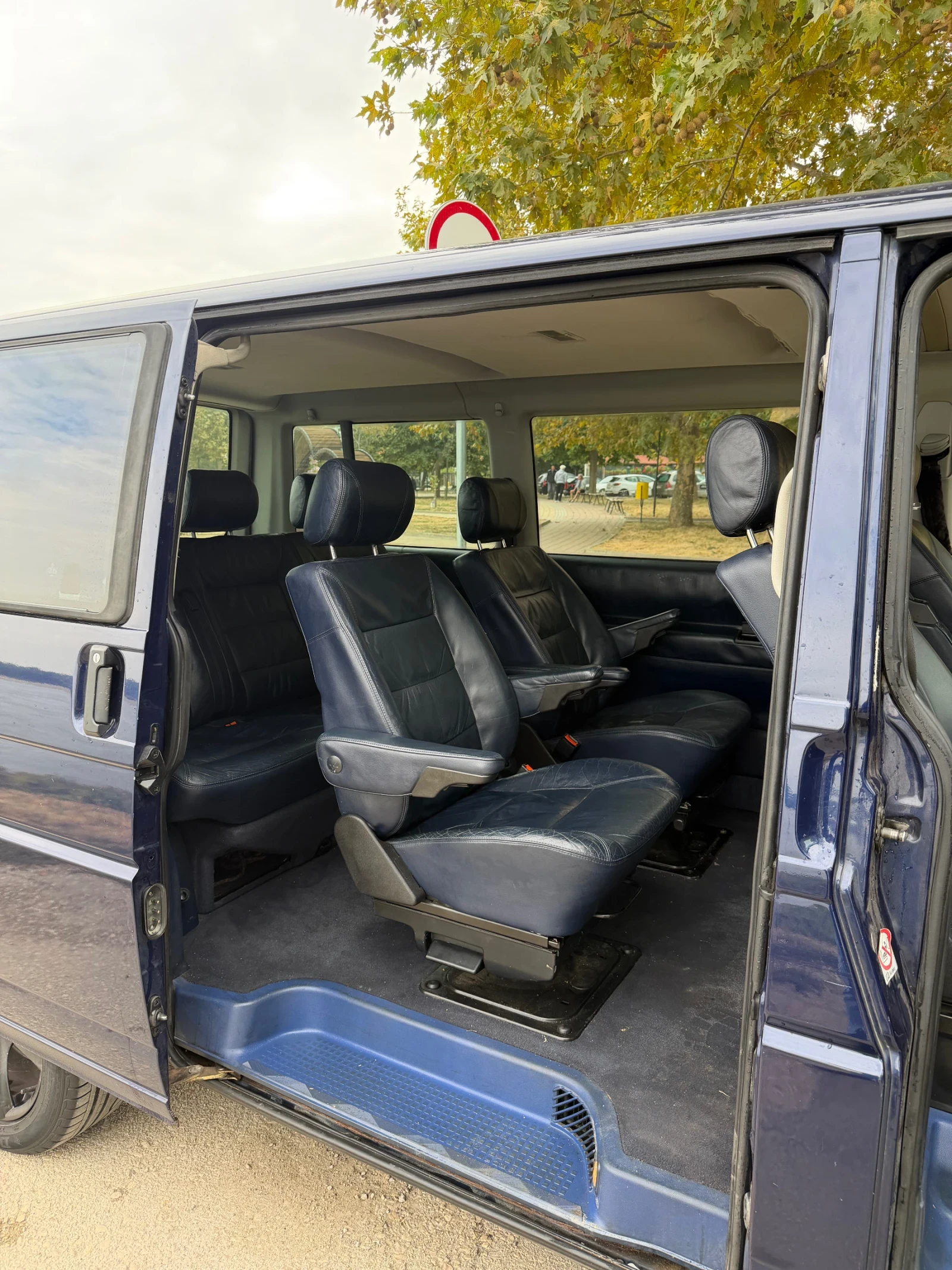 VW T4 2.5 ..151 кс, снимка 12 - Бусове и автобуси - 56262308