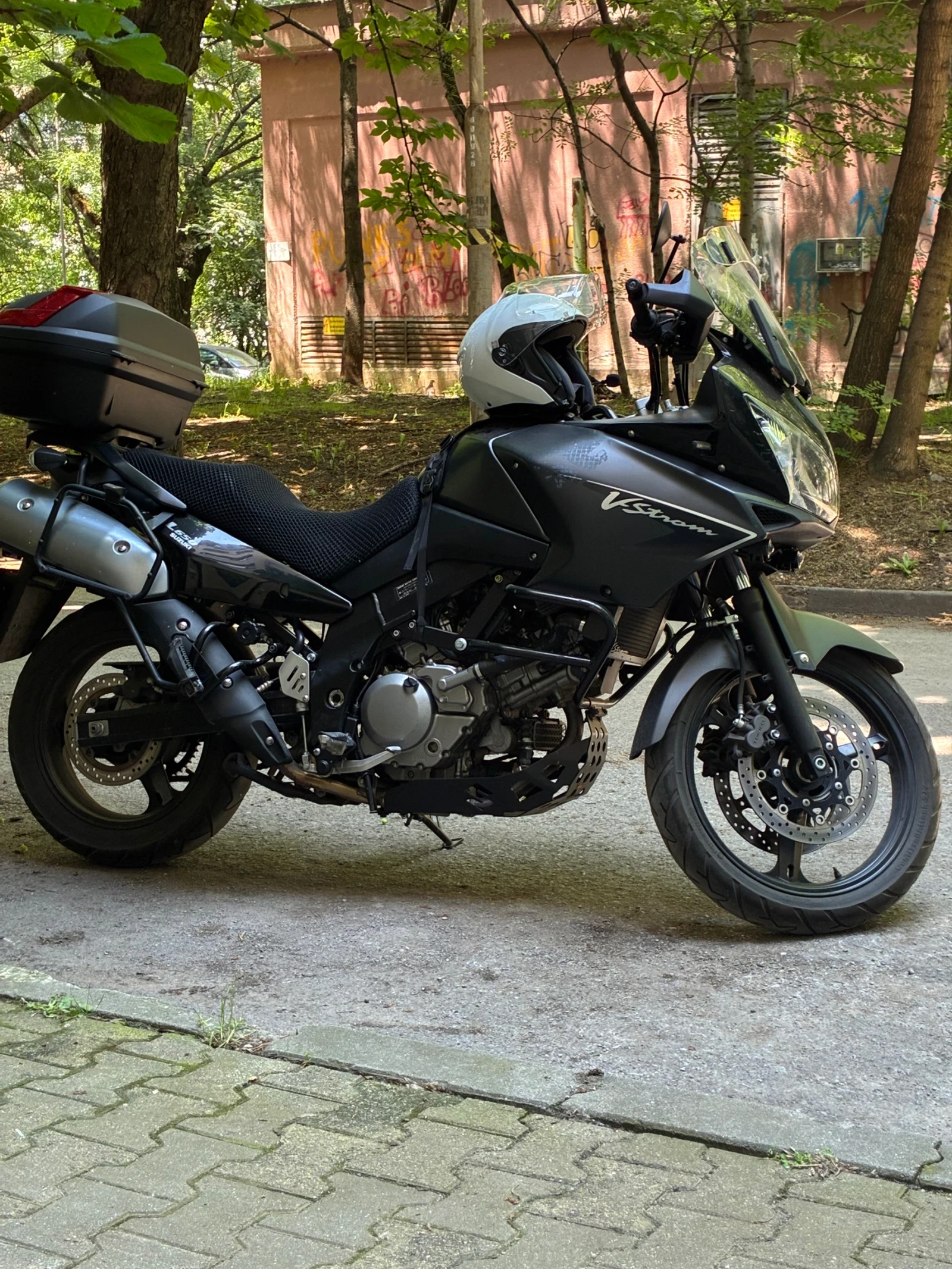 Suzuki V-strom DL-650
