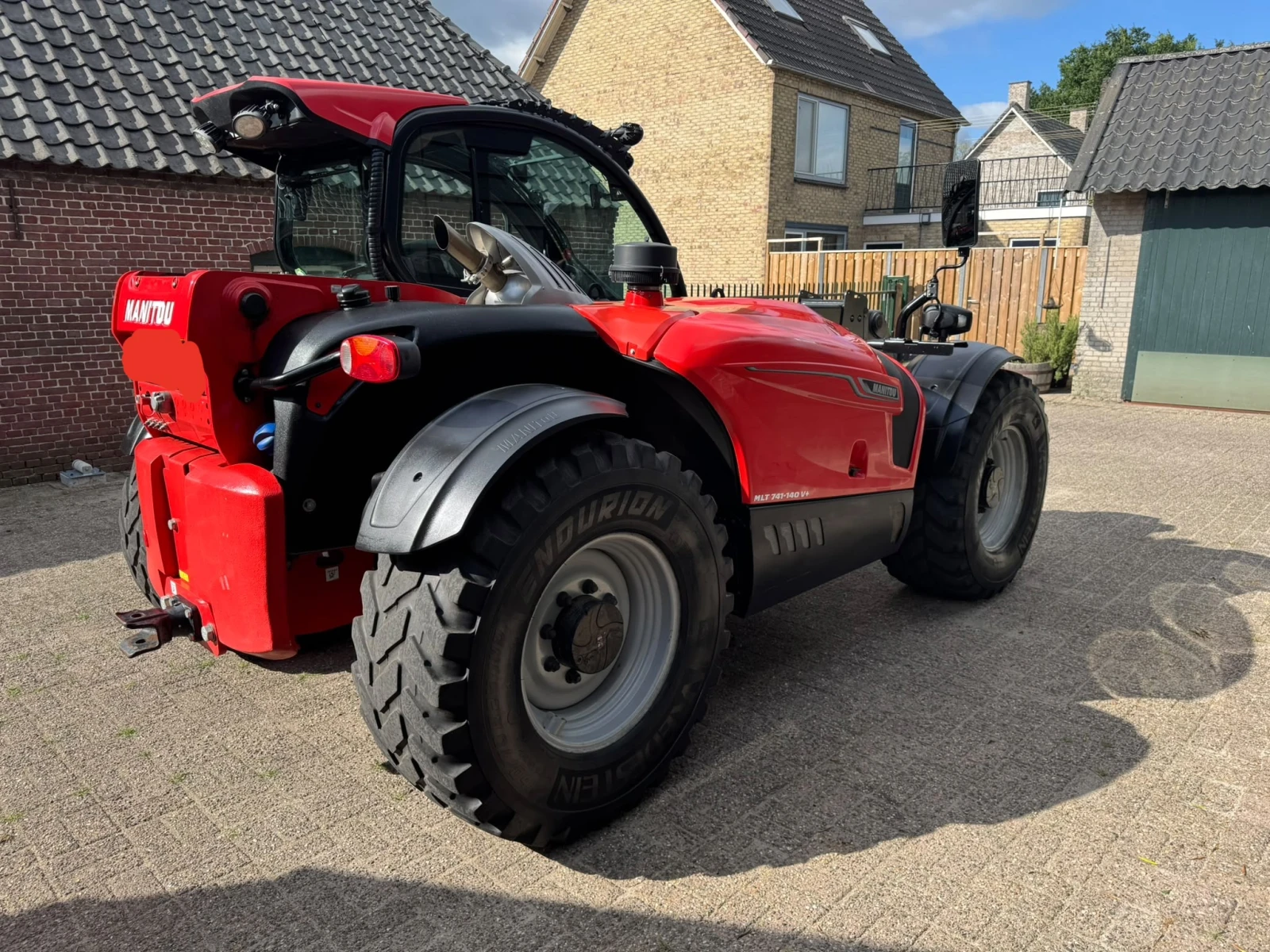 Телескопичен товарач Manitou MLT 741-140 V PLUS ЛИЗИНГ, снимка 4 - Селскостопанска техника - 55766365