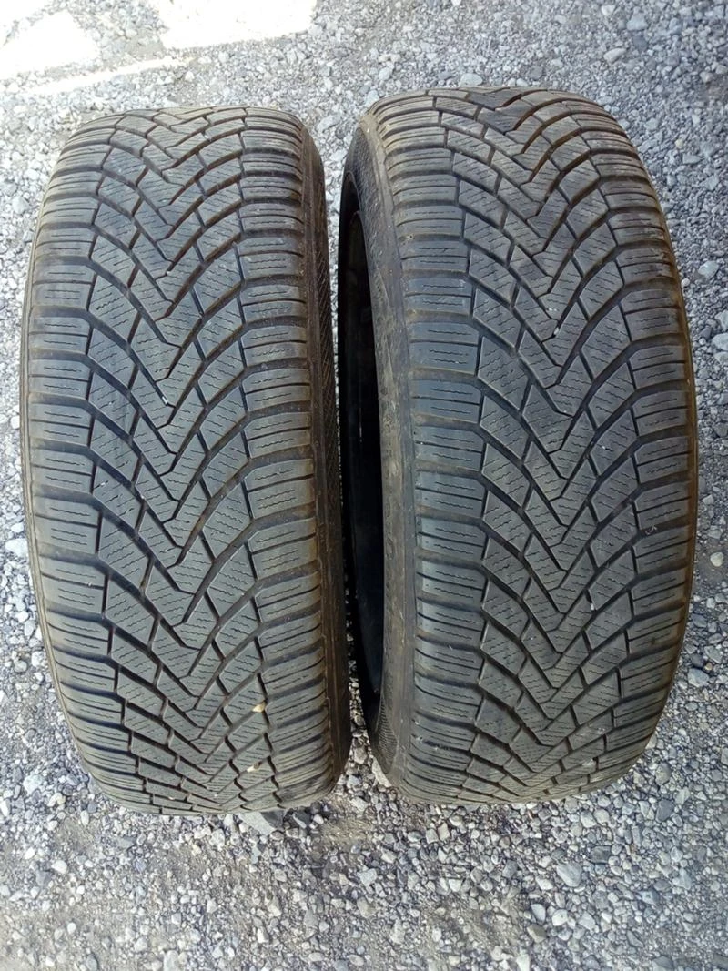 Гуми Зимни 205/55R16, снимка 1 - Гуми и джанти - 30028228