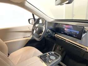 BMW iX 40 xDrive, снимка 4