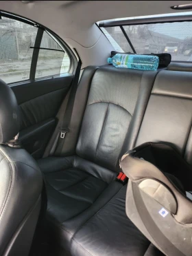 Mercedes-Benz E 320, снимка 9