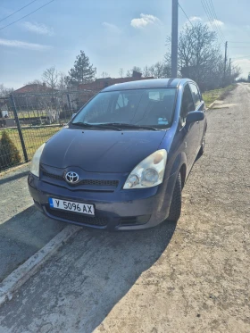  Toyota Corolla verso