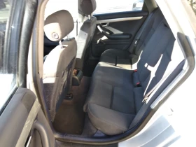 Audi A4 Дизел Климатик 2500 куб 165 к с , снимка 7