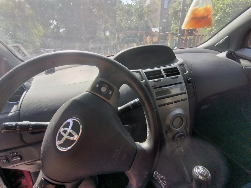 Toyota Yaris, снимка 5 - Автомобили и джипове - 46188417