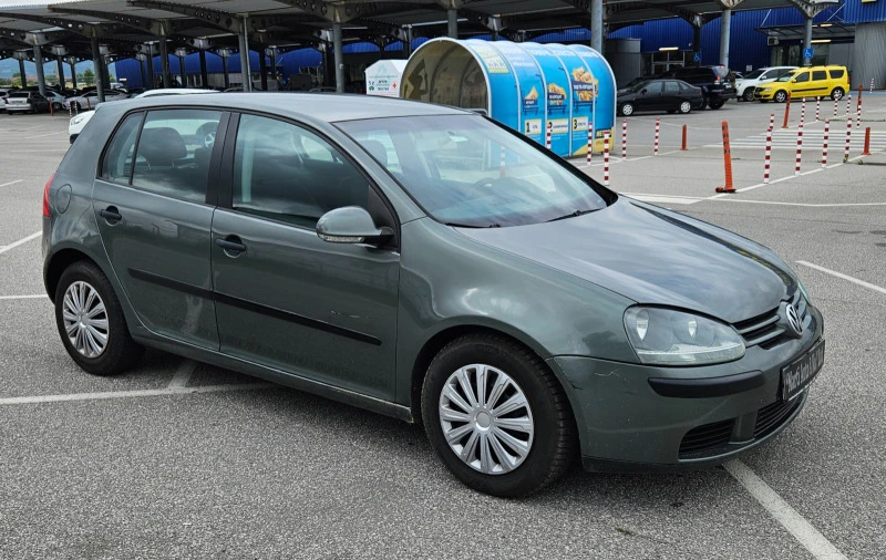 VW Golf 5 1.9 TDI , снимка 5 - Автомобили и джипове - 46515565