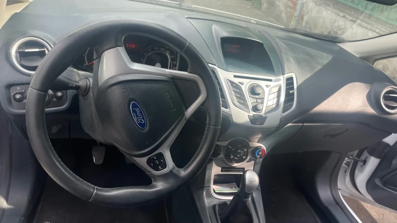 Ford Fiesta 1.25, снимка 7 - Автомобили и джипове - 47021139