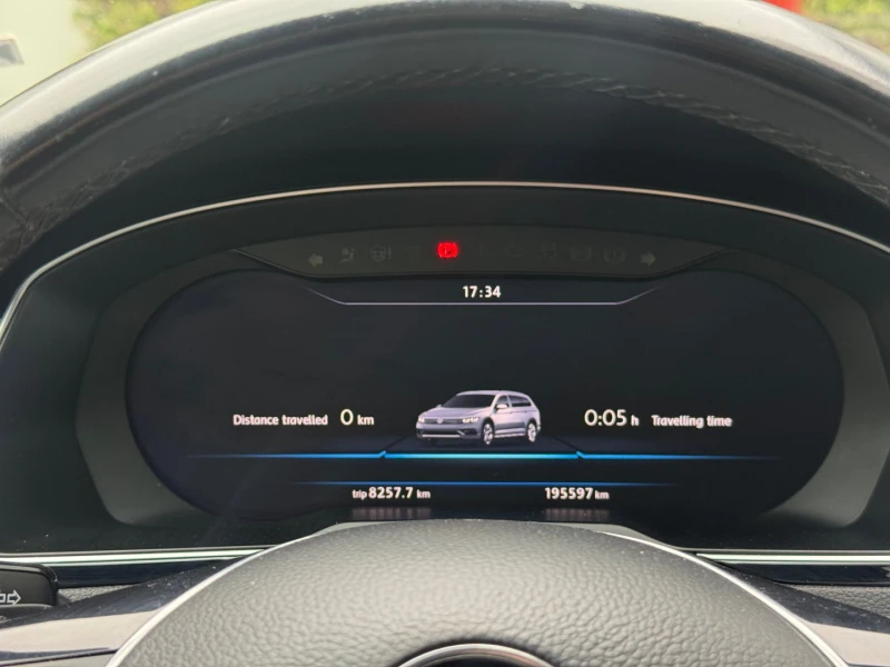 VW Passat 2.0TDI BMT 4MOTION, снимка 14 - Автомобили и джипове - 53094564