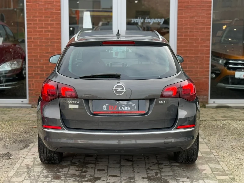 Opel Astra Sports TOURER С РЕГИСТРАЦИЯ, снимка 5 - Автомобили и джипове - 52552492