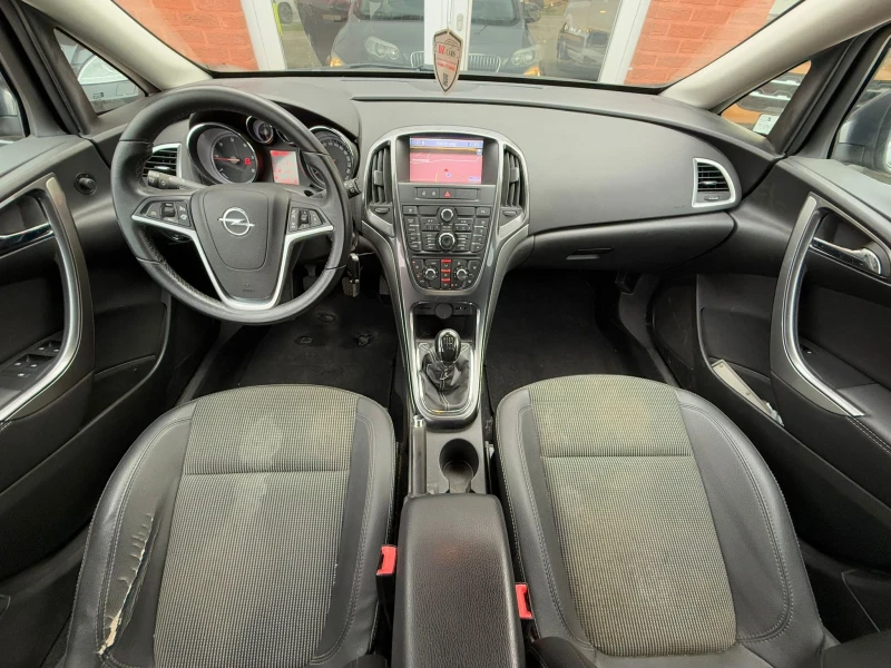 Opel Astra Sports TOURER С РЕГИСТРАЦИЯ, снимка 8 - Автомобили и джипове - 52552492