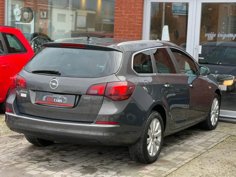Opel Astra Sports TOURER С РЕГИСТРАЦИЯ, снимка 4 - Автомобили и джипове - 52552492