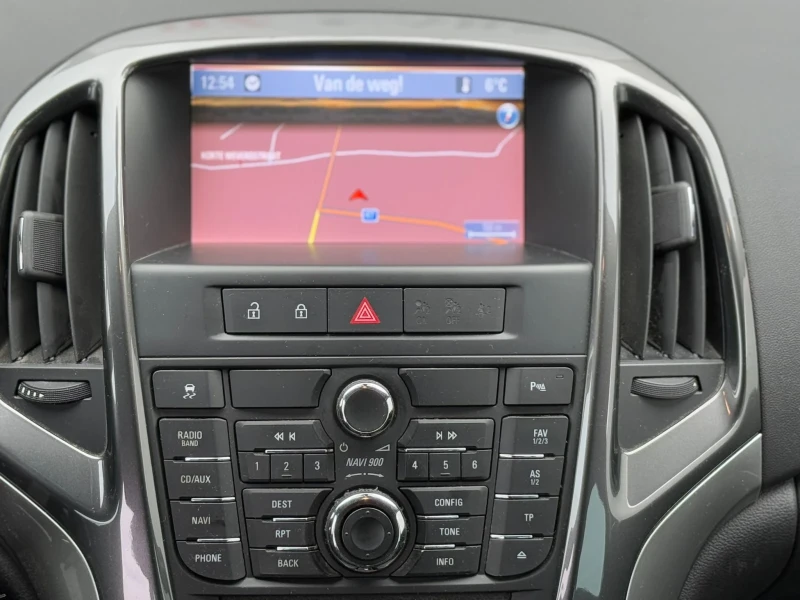 Opel Astra Sports TOURER С РЕГИСТРАЦИЯ, снимка 10 - Автомобили и джипове - 52552492