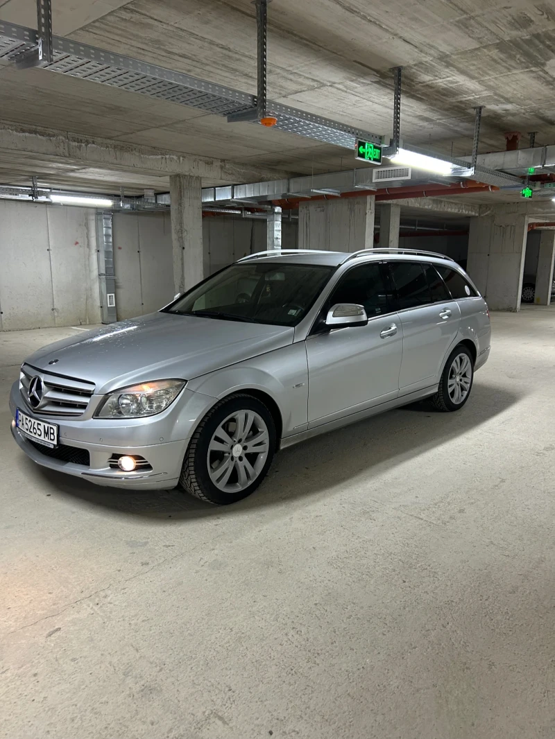 Mercedes-Benz C 220, снимка 2 - Автомобили и джипове - 52740392