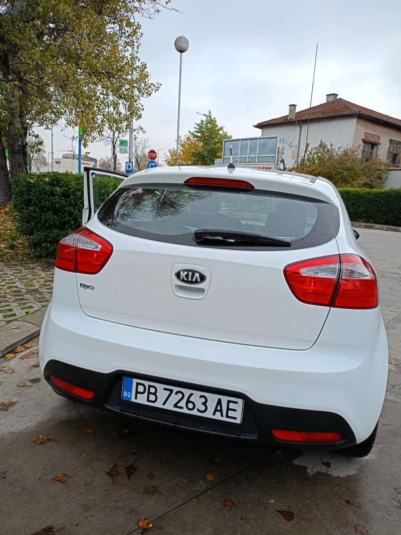 Kia Rio, снимка 3 - Автомобили и джипове - 52860883