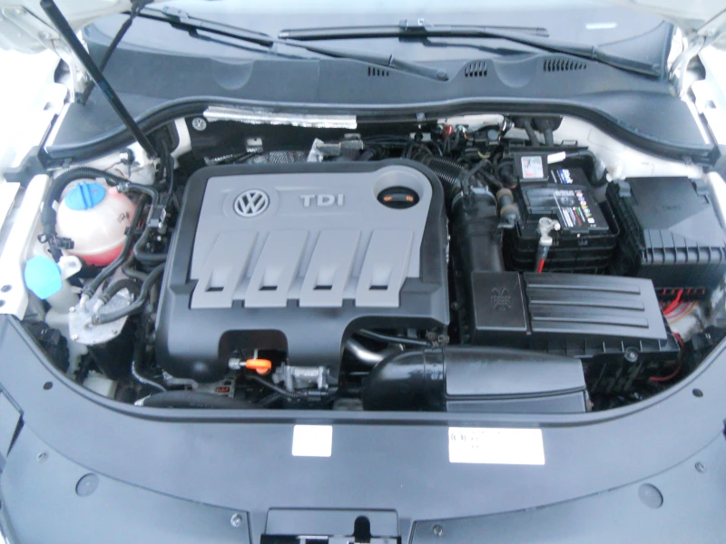 VW Passat RLines 2, 0TDI АВТОМАТИК!ЛИЗИНГ, снимка 15 - Автомобили и джипове - 53280650