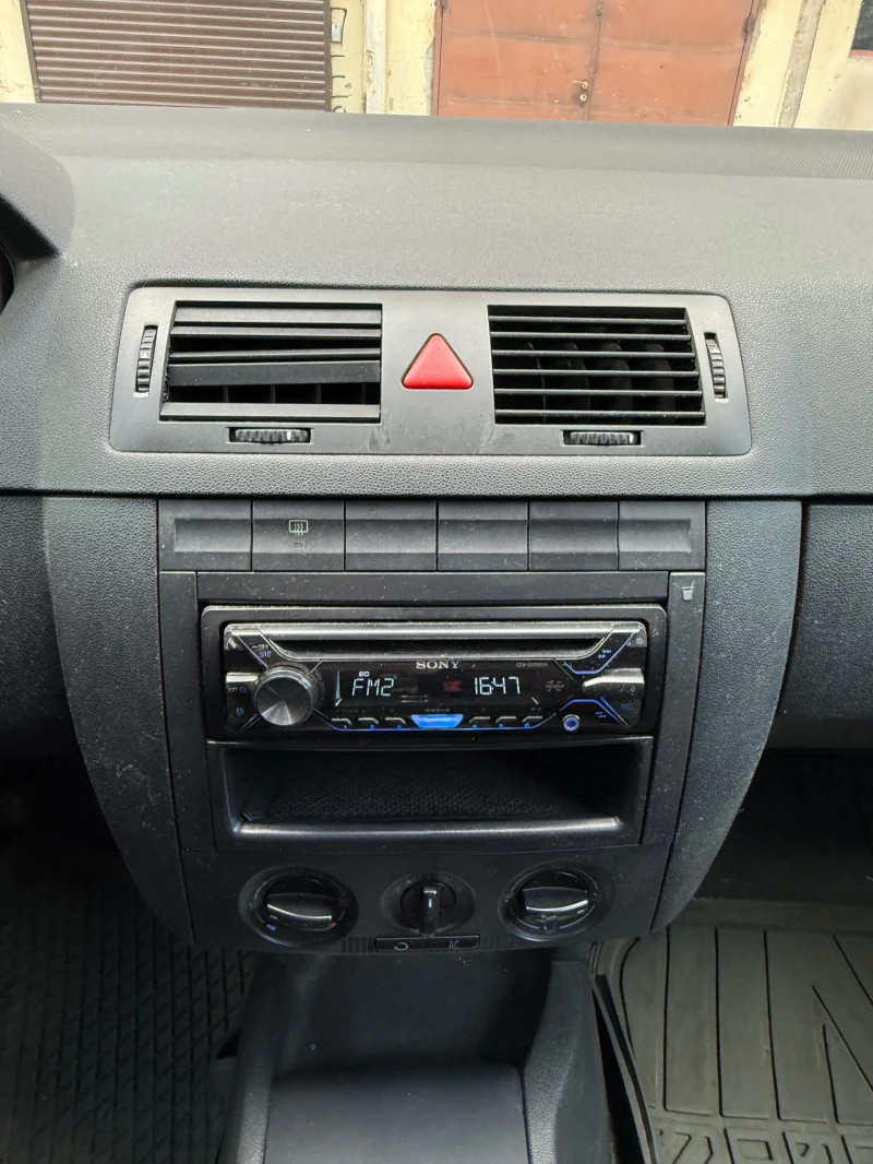 Skoda Fabia 1.9 tdi - 2350 лв. - 80494694 13